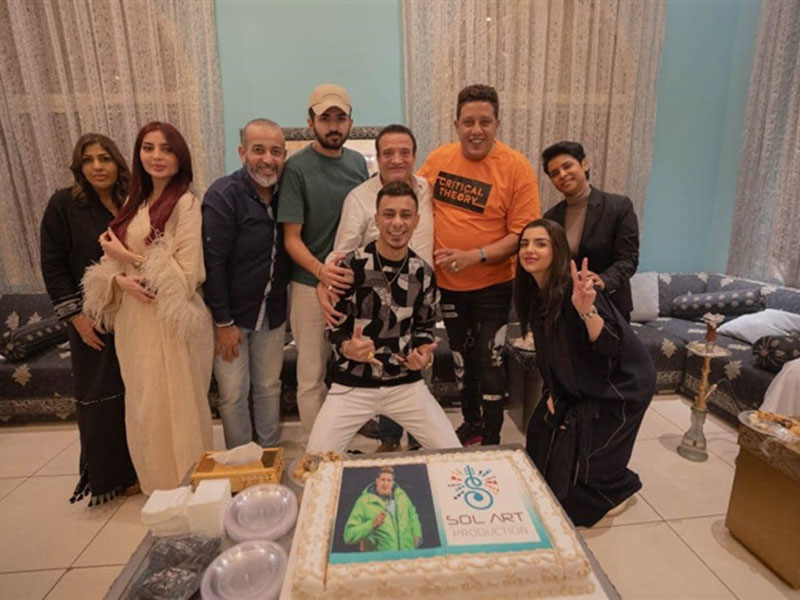 "سيف من الذهب" أحدث هدايا حمو بيكا في السعودية